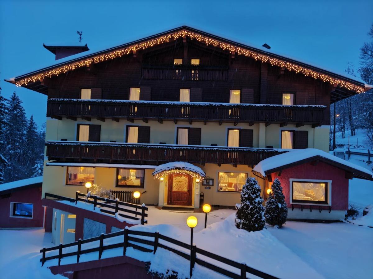 Albergo Villa Cristina Folgaria Kültér fotó