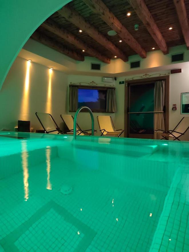 Albergo Villa Cristina Folgaria Kültér fotó