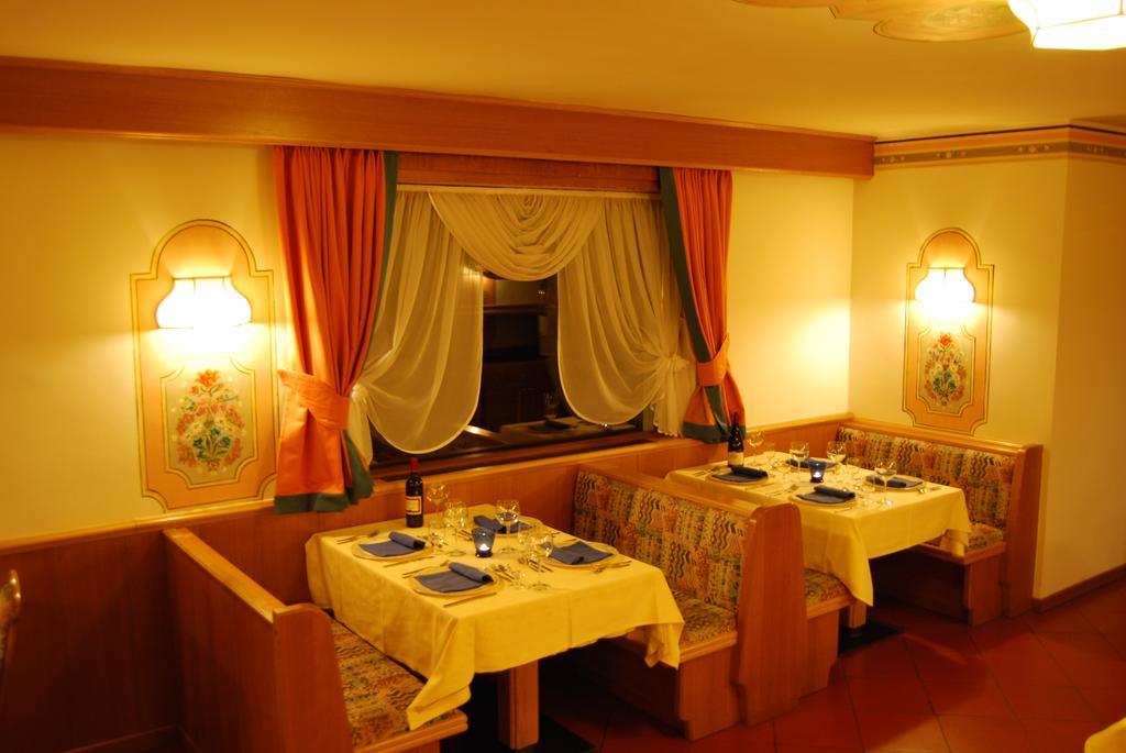 Albergo Villa Cristina Folgaria Kültér fotó
